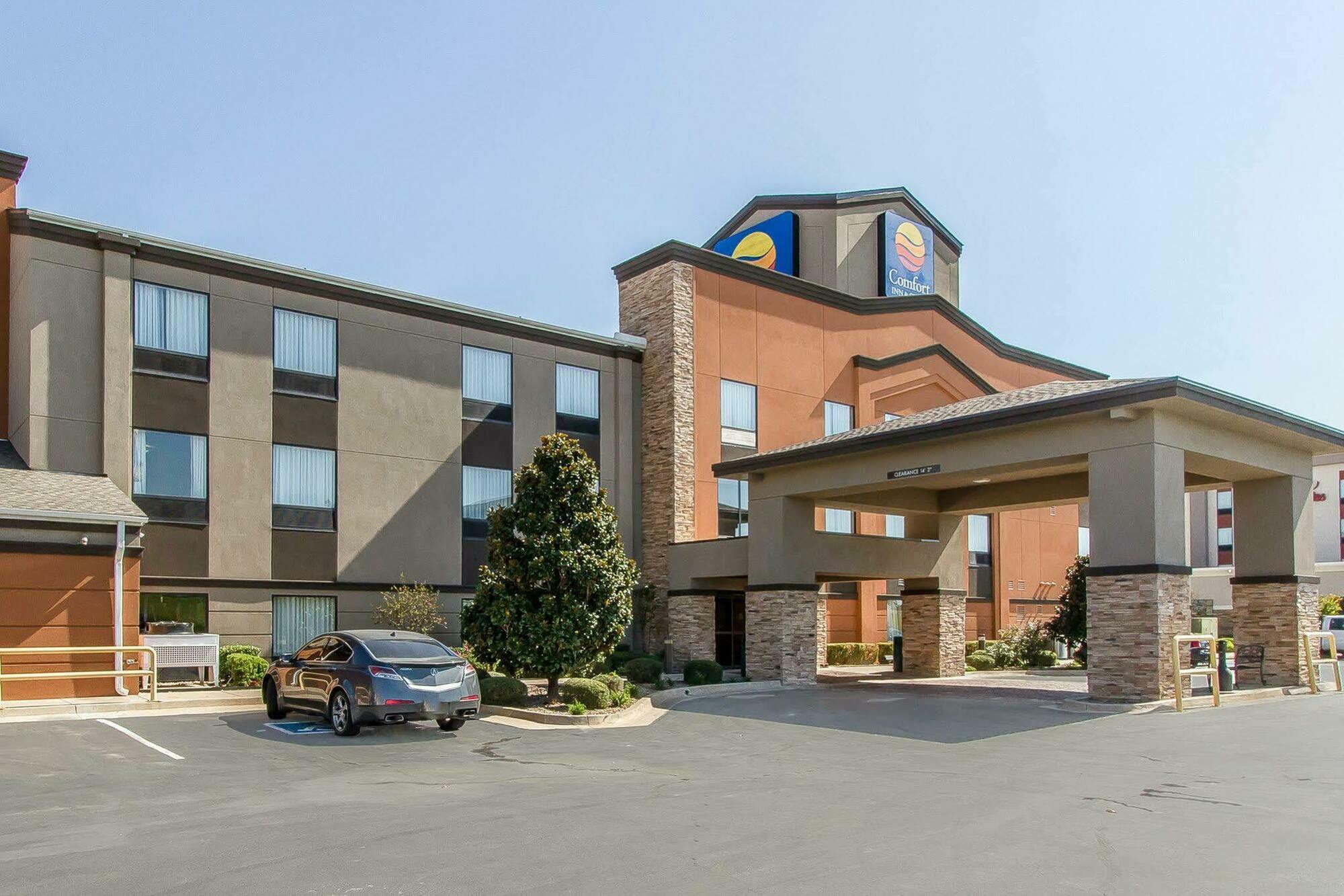 คอมฟอร์ต อินน์ แอนด์ สวีท พอลส์แวลเลย์ - ซิตี้เลค Hotel Pauls Valley ภายนอก รูปภาพ